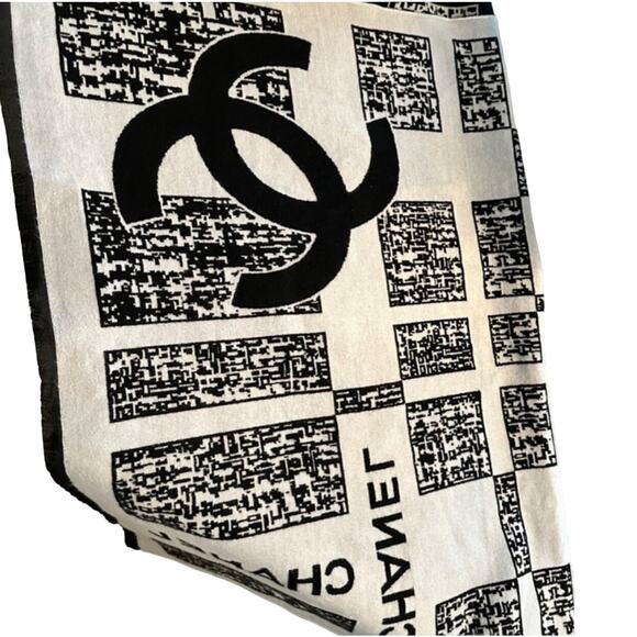 Copied - Cashmere & Silk reversible oversized Chanel logo scarf/wrap  A - Picture 1 of 4